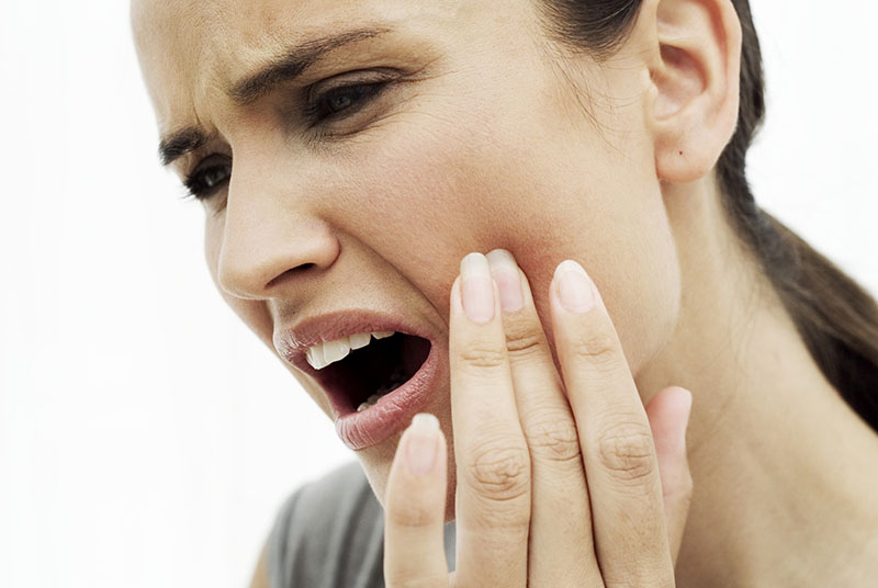 Đau răng khi bị viêm xoang là dấu hiệu của viêm xoang hàm