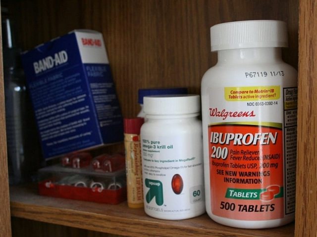 Thuốc giảm đau nhẹ Ibuprofen