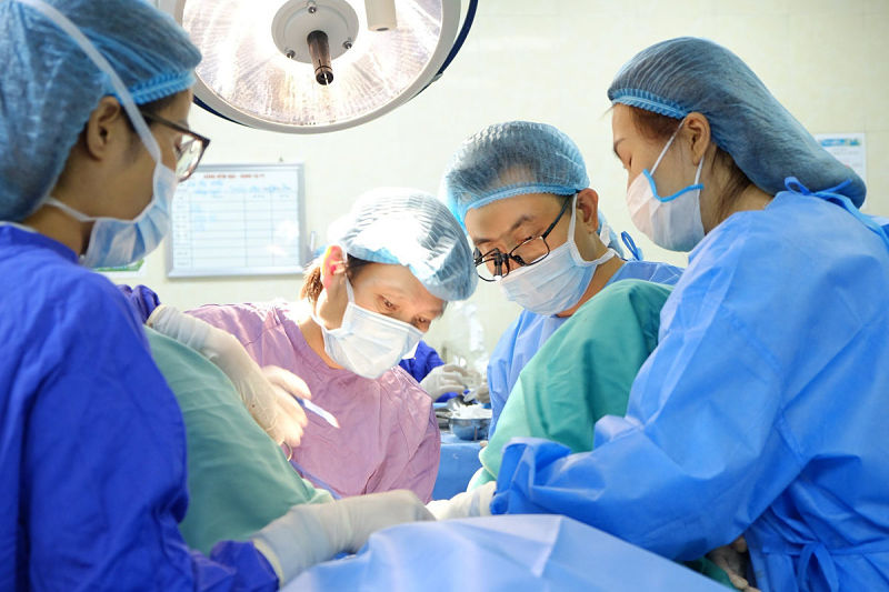 Phẫu thuật là phương pháp điều trị áp dụng trong trường hợp nặng