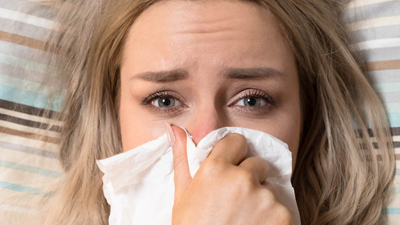 Viêm mũi dị ứng bội nhiễm là tình trạng nhiễm khuẩn trên nền bệnh viêm mũi dị ứng lâu ngày không điều trị