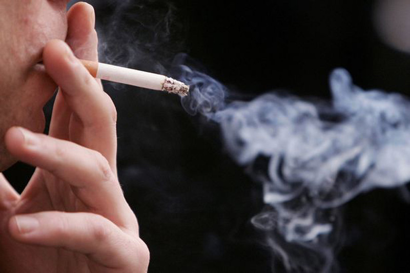 Hút thuốc là nguyên nhân dẫn đến rối loạn chức năng cương dương tạm thời
