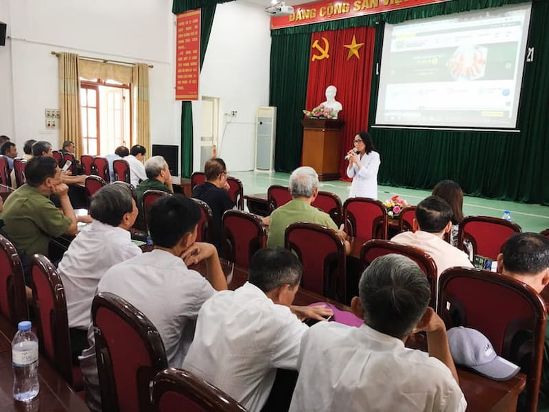 Bác sĩ Lê Phương tham gia chia sẻ và giải đáp các vấn đề về sức khỏe cho người dân