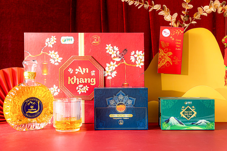 Set quà An Khang mang đậm không khí Tết cổ truyền